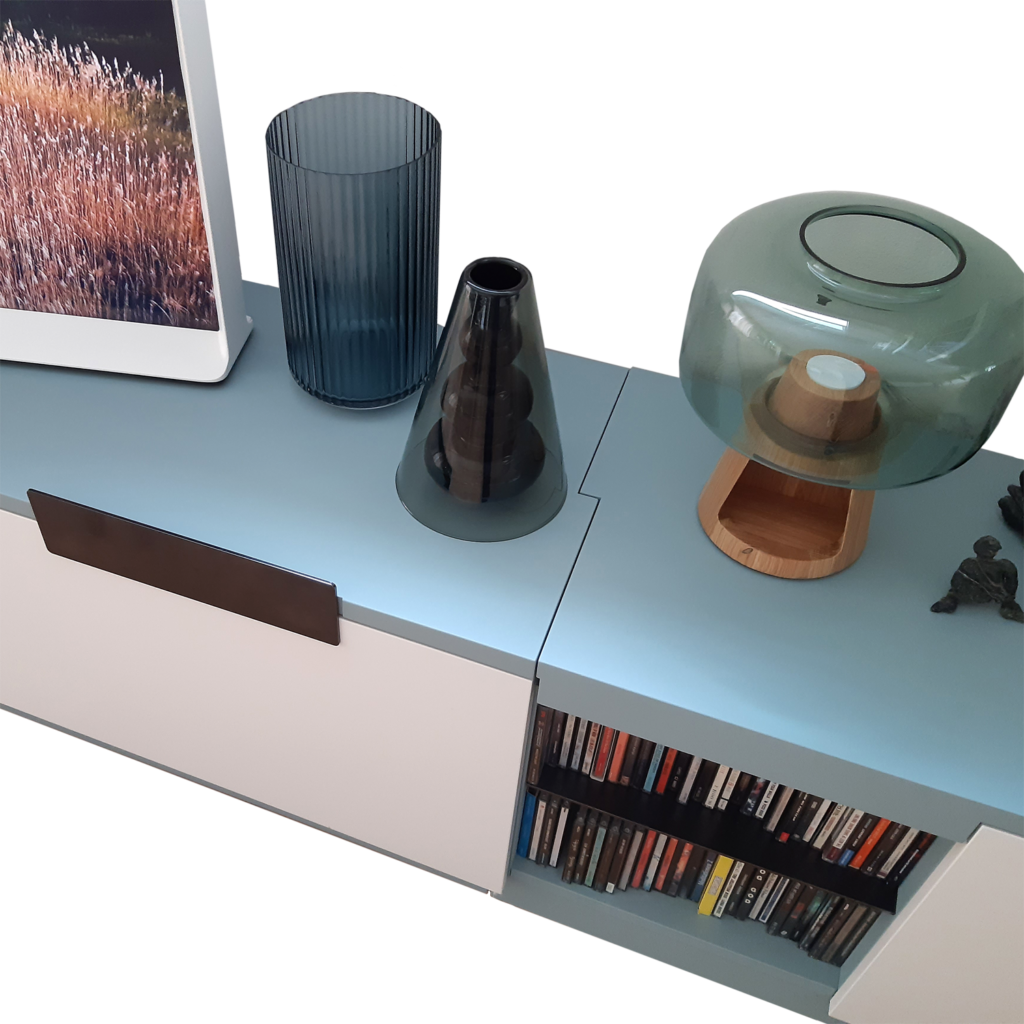 Sideboard Ploy