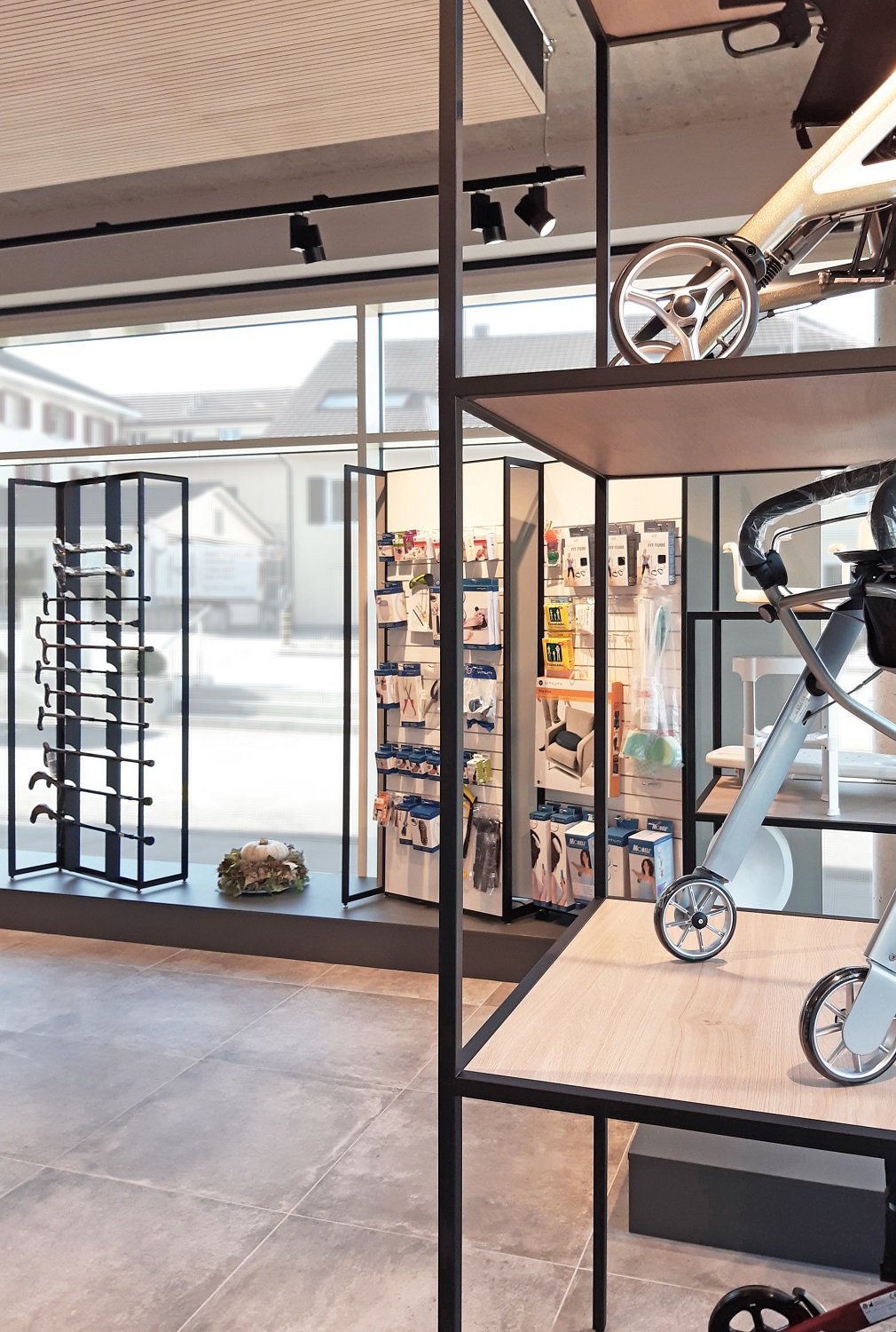 Apothekeneinrichtung Hägendorf_11